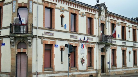 Labastide Saint Pierre l'ancienne mairie